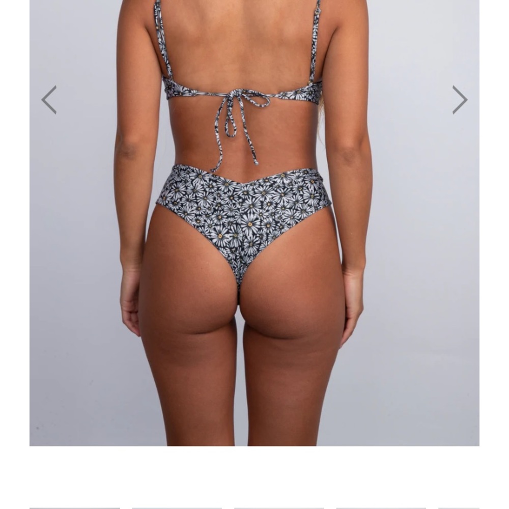 Skate thong bikini bottoms in color savannah